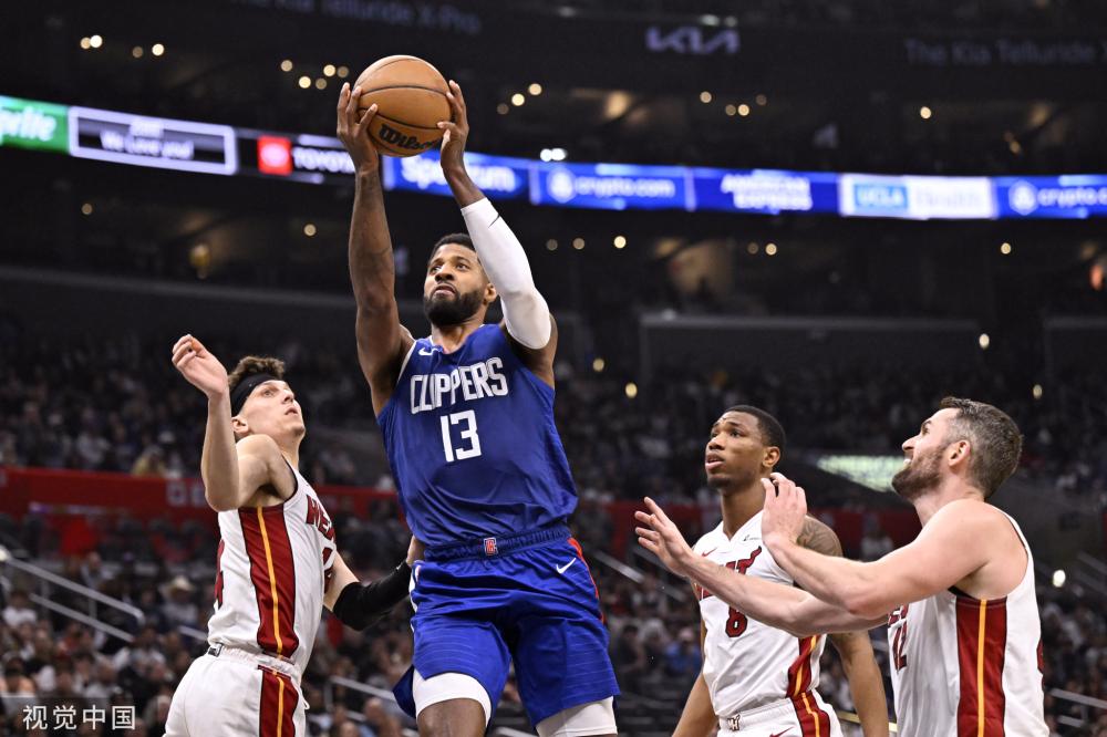 这是两队长 这是两队长