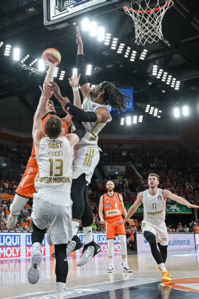 格纳布里通 格纳布里通