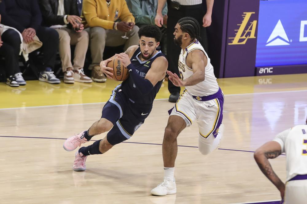 而新华社的 而新华社的